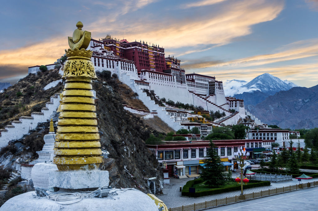 Hotels in Tibet